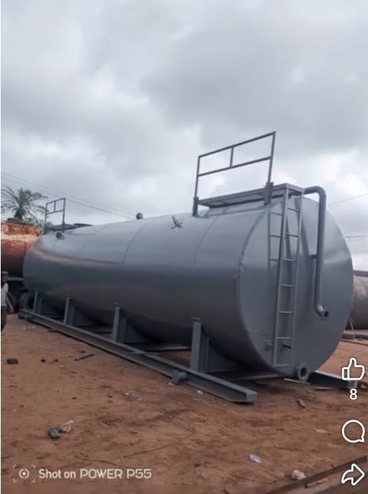 Surface tank